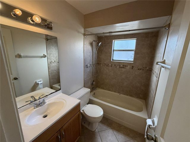 1220 GINA COURT, Apopka, FL 32703