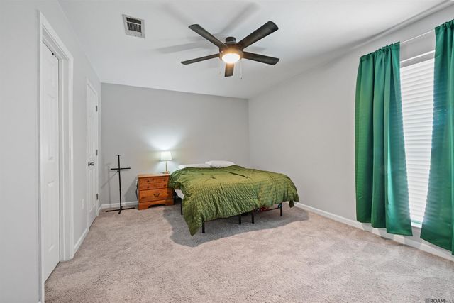 10036 Chapel Hill Dr, Denham Springs, LA 70706