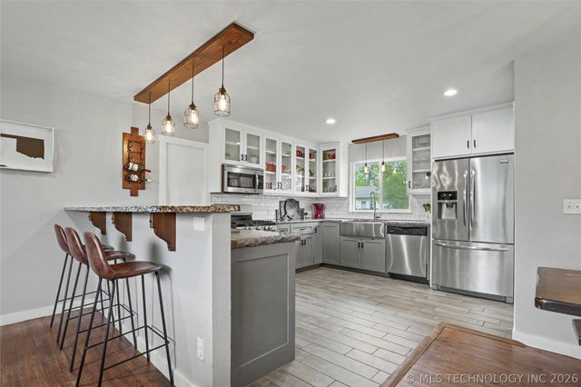 6716 E 26th Avenue, Tulsa, OK 74129