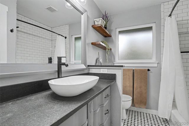 6716 E 26th Avenue, Tulsa, OK 74129