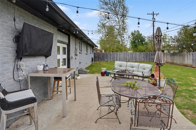 6716 E 26th Avenue, Tulsa, OK 74129