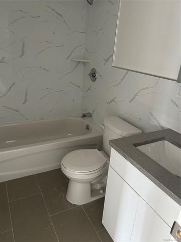 6-05 129st Street 2C, College Point, NY 11356