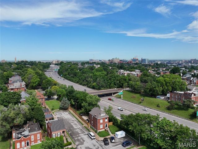 1829 Oregon Avenue, St Louis, MO 63104