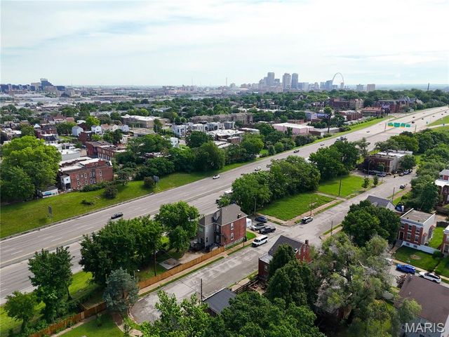1829 Oregon Avenue, St Louis, MO 63104