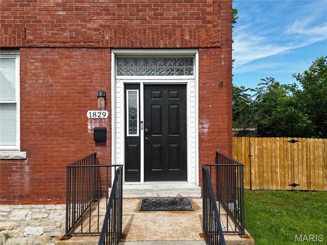 1829 Oregon Avenue, St Louis, MO 63104