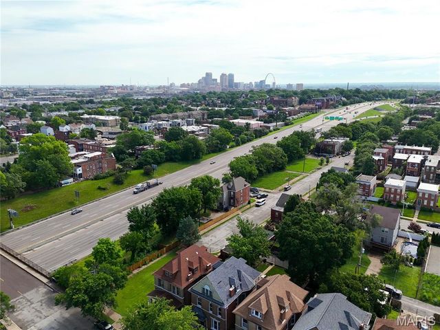 1829 Oregon Avenue, St Louis, MO 63104