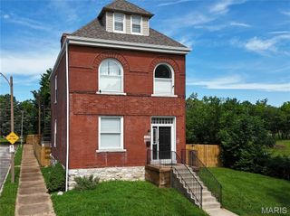 1829 Oregon Avenue, St Louis, MO 63104