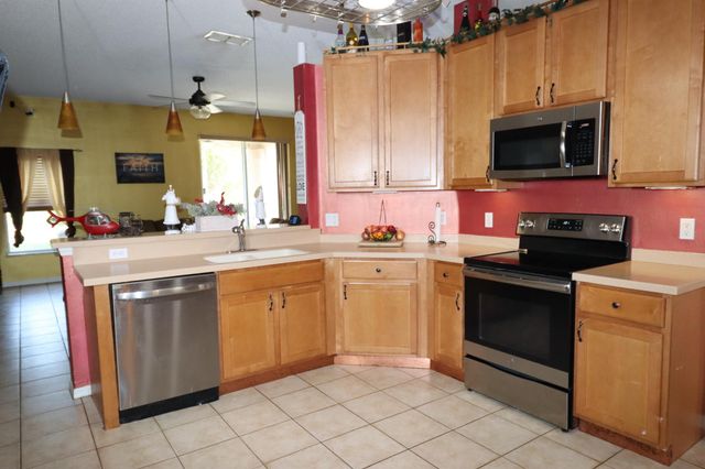 2241 SW Matheson Terrace, Port St Lucie, FL 34953