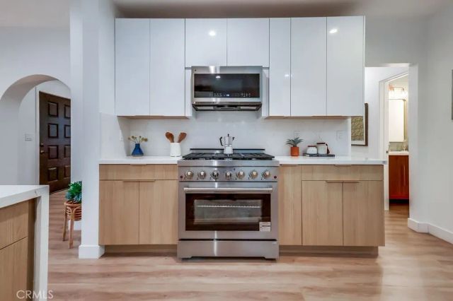 4016 6th Avenue, Leimert Park, CA 90008