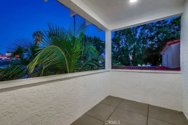 4016 6th Avenue, Leimert Park, CA 90008