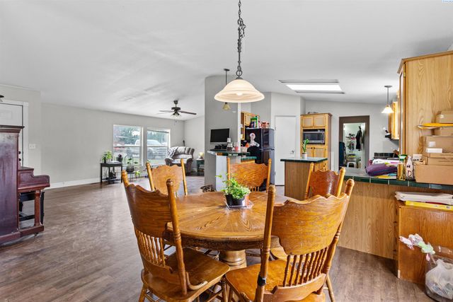 65115 N 56th Pr Ne, Benton City, WA 99320