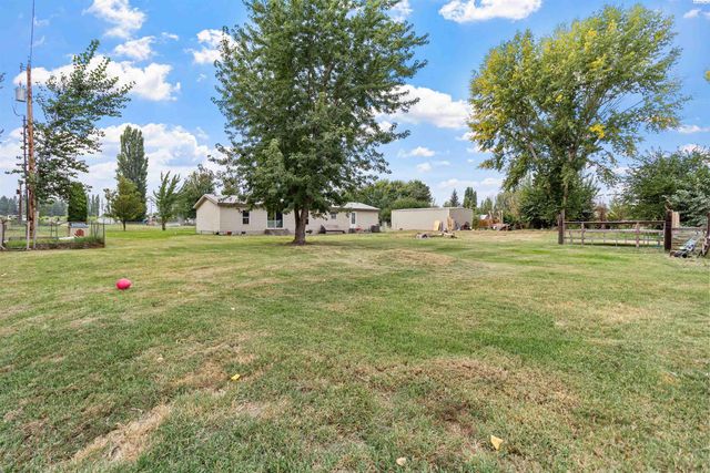 65115 N 56th Pr Ne, Benton City, WA 99320