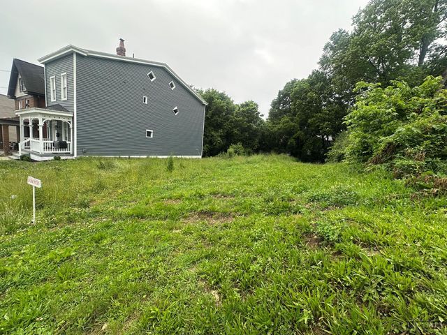 963 Wells Street, Cincinnati, OH 45205