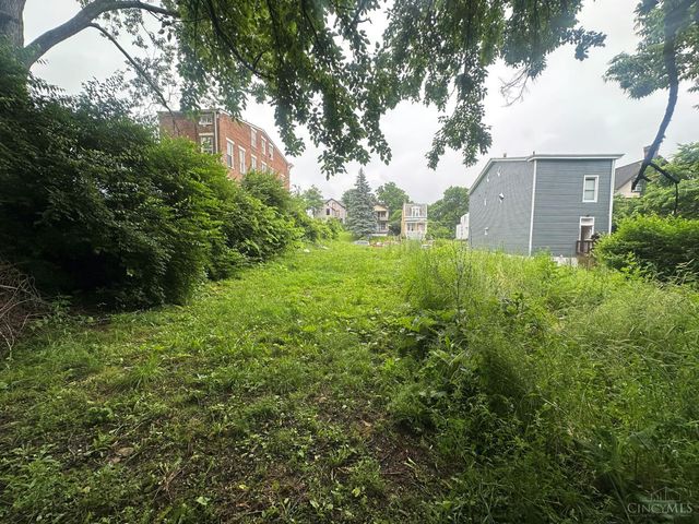 963 Wells Street, Cincinnati, OH 45205