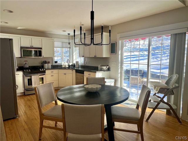 7788 Ravenswood Lane, Manlius, NY 13104