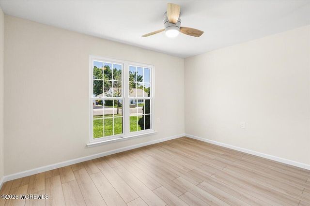10 Saint Paul Place, Manchester, NJ 08759