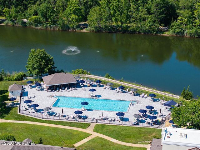 10 Saint Paul Place, Manchester, NJ 08759