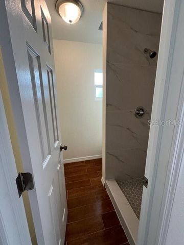 2321 W SPRUCE STREET, Tampa, FL 33607