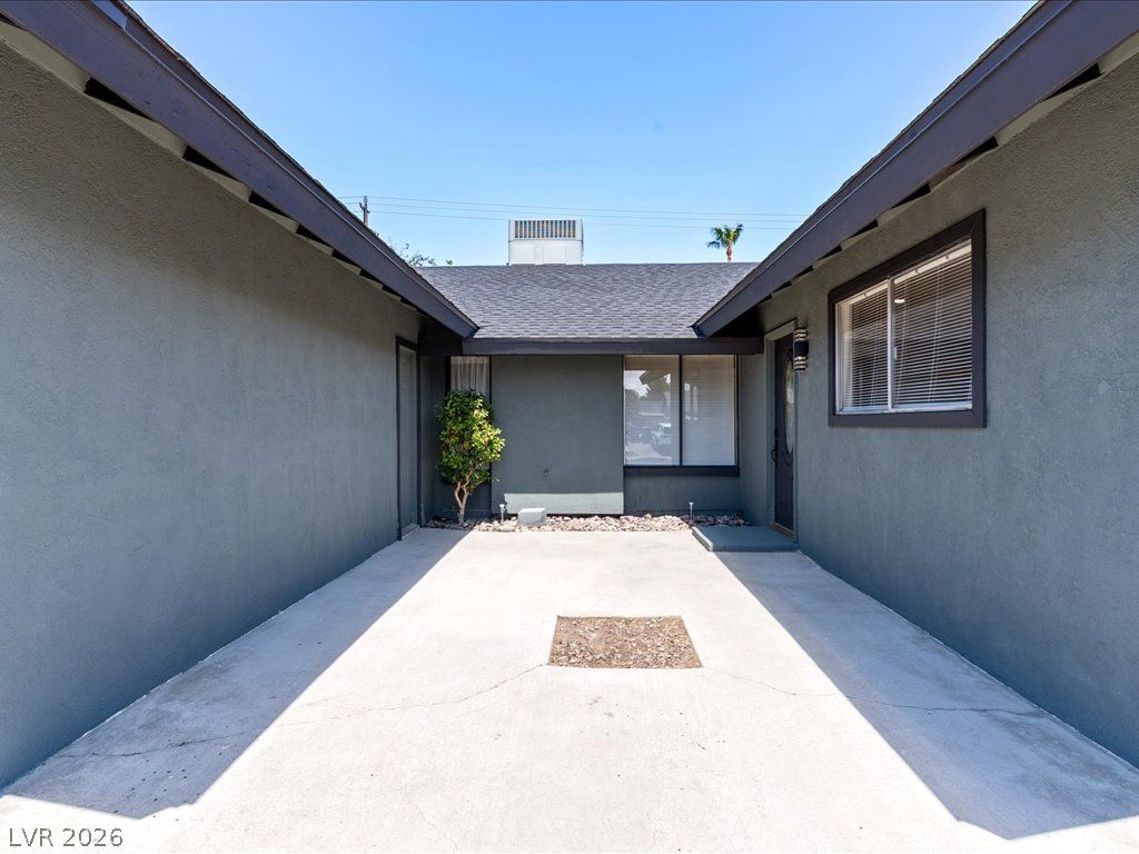 5282 Stampa Avenue, Las Vegas, NV 89146 — photo 5
