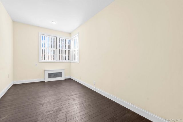 78-15 138th Street 35E, Flushing, NY 11367