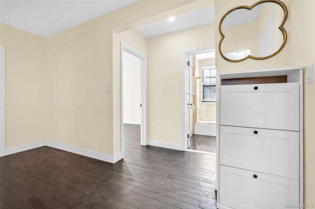 78-15 138th Street 35E, Flushing, NY 11367