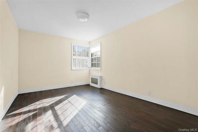 78-15 138th Street 35E, Flushing, NY 11367