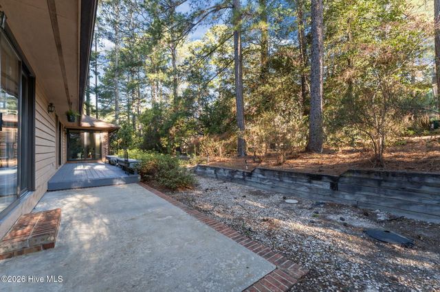 33 Thunderbird Circle, Pinehurst, NC 28374