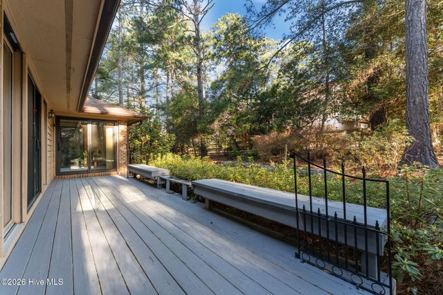 33 Thunderbird Circle, Pinehurst, NC 28374