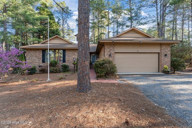 33 Thunderbird Circle, Pinehurst, NC 28374