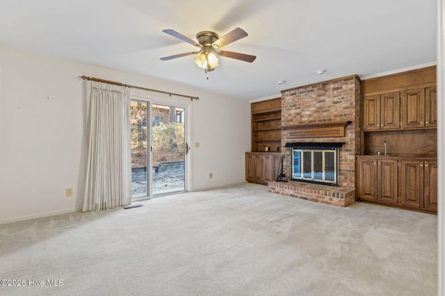 33 Thunderbird Circle, Pinehurst, NC 28374