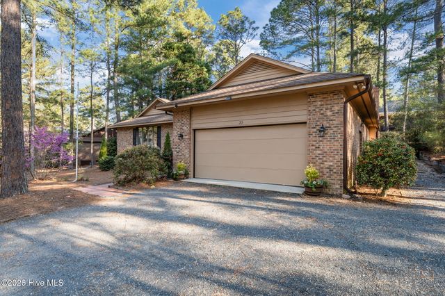 33 Thunderbird Circle, Pinehurst, NC 28374