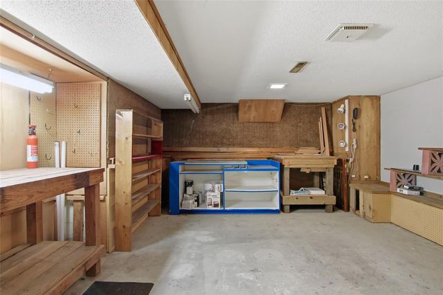 649 Putnam Drive, Eau Claire, WI 54701