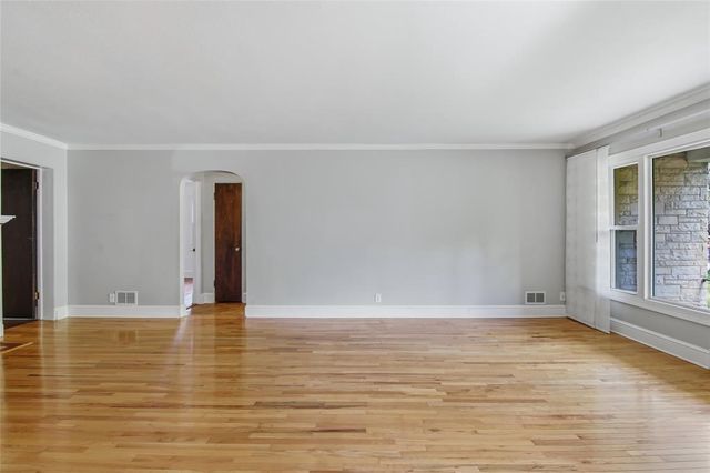 649 Putnam Drive, Eau Claire, WI 54701
