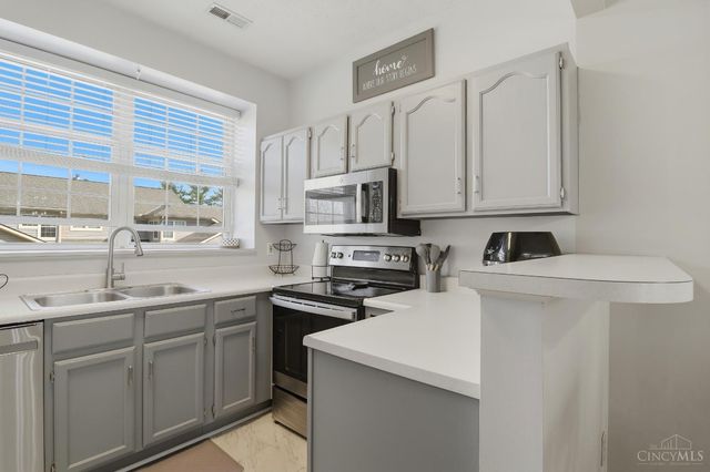 2450 Doeview Court, Cincinnati, OH 45230