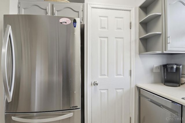 2450 Doeview Court, Cincinnati, OH 45230