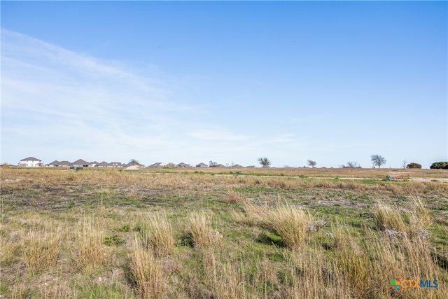 15175 Plainview Drive, Salado, TX 76571