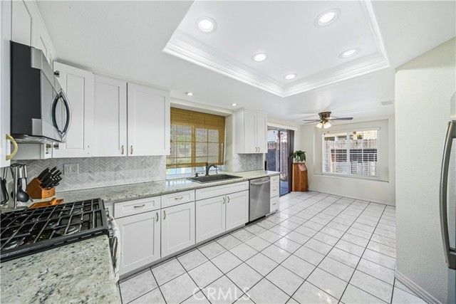 39785 Knollridge Drive, Temecula, CA 92591