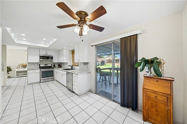 39785 Knollridge Drive, Temecula, CA 92591