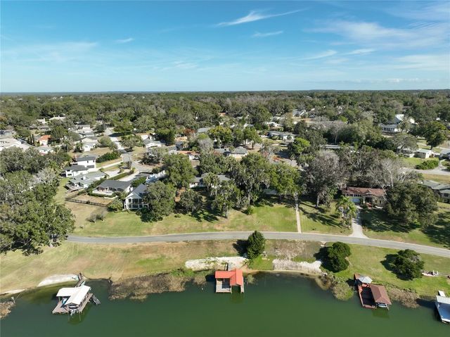 2400 TOPPING PLACE, Eustis, FL 32726