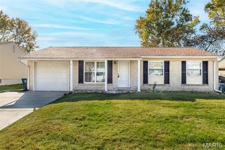 12050 Charleston Drive, Maryland Heights, MO 63043