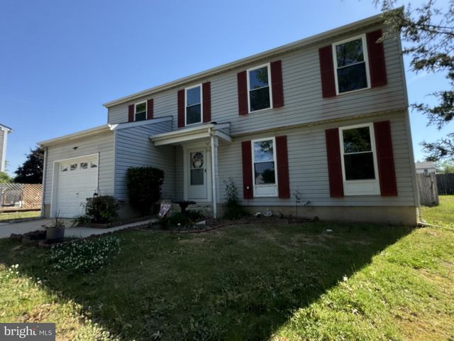 13 CROWN CIR, Dover, DE 19901
