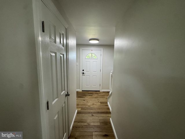 13 CROWN CIR, Dover, DE 19901