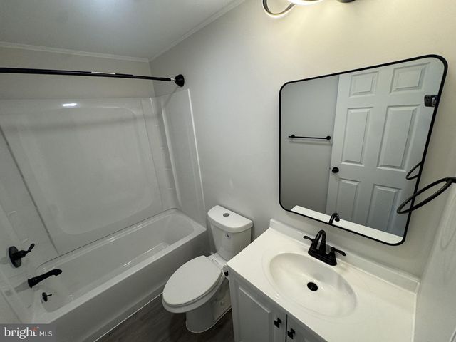 13 CROWN CIR, Dover, DE 19901