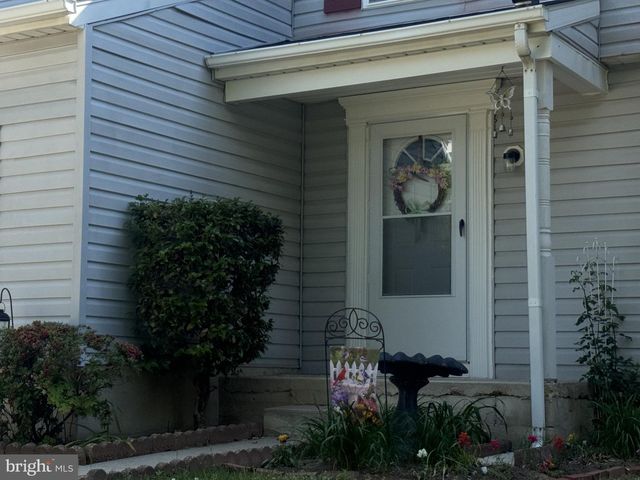 13 CROWN CIR, Dover, DE 19901