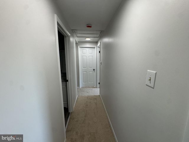 13 CROWN CIR, Dover, DE 19901