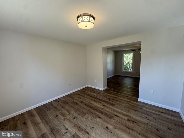 13 CROWN CIR, Dover, DE 19901