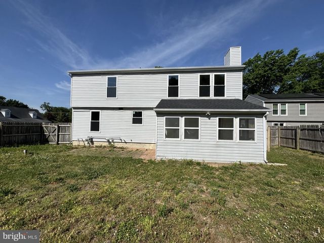 13 CROWN CIR, Dover, DE 19901