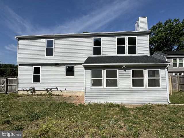 13 CROWN CIR, Dover, DE 19901