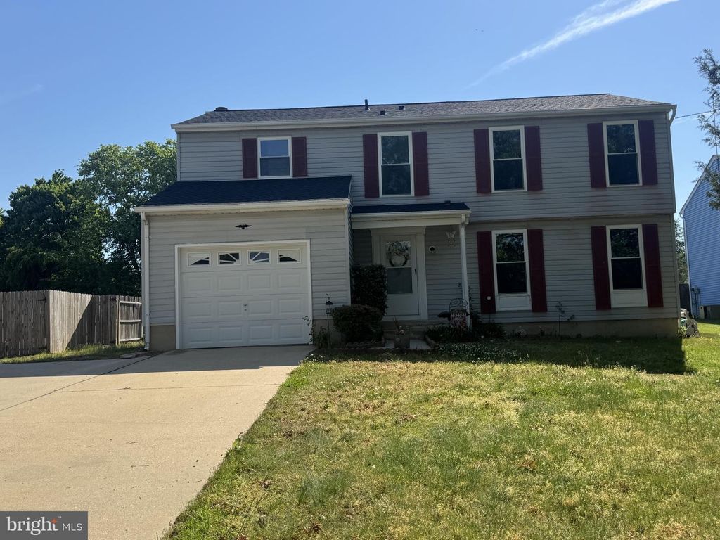 13 CROWN CIR, Dover, DE 19901