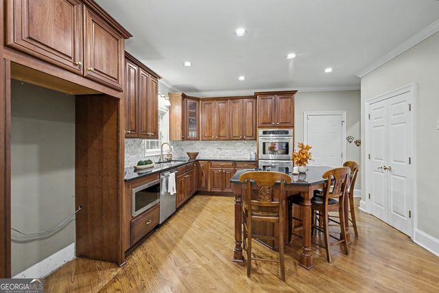 160 Torrey Pines Court, Newnan, GA 30265